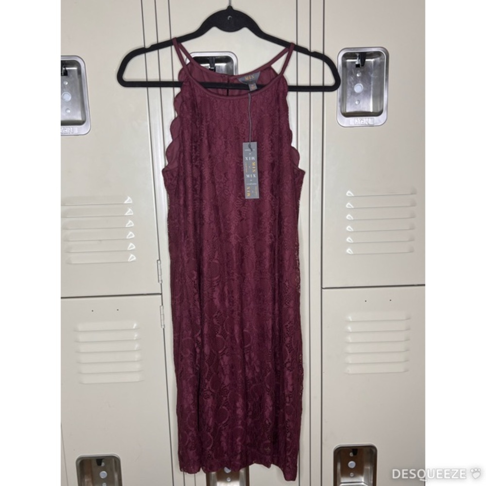Mix by 41 Hawthorn Stitch Fix Burgundy Scalloped Lace Dress Size Medium NWT